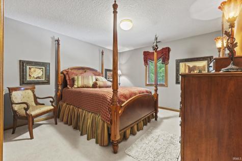 225 Landau Run Fort Wayne IN 46845