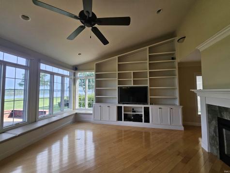 1709 Riverview Court Evansville IN 47713