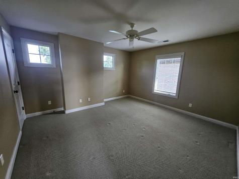 1709 Riverview Court Evansville IN 47713