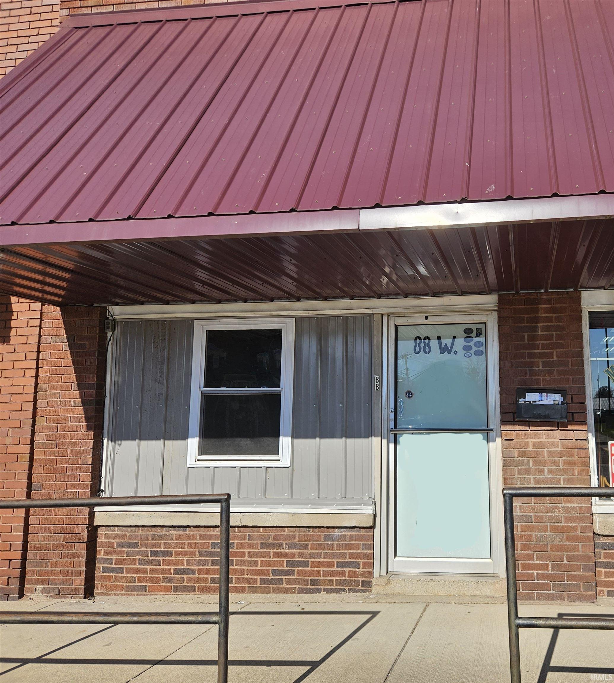 88 W Vincennes Street Linton IN 47441