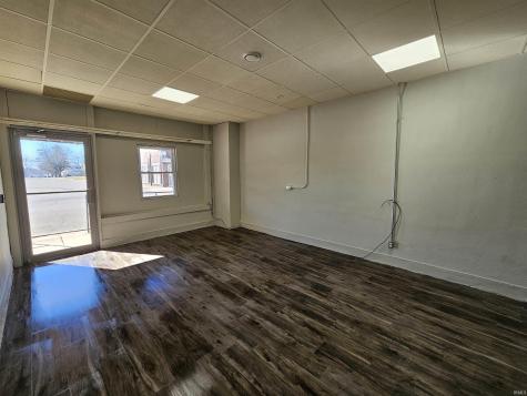 88 W Vincennes Street Linton IN 47441