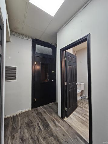 88 W Vincennes Street Linton IN 47441