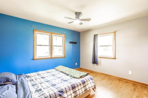 4946 Barnett Avenue Sharpsville IN 46068