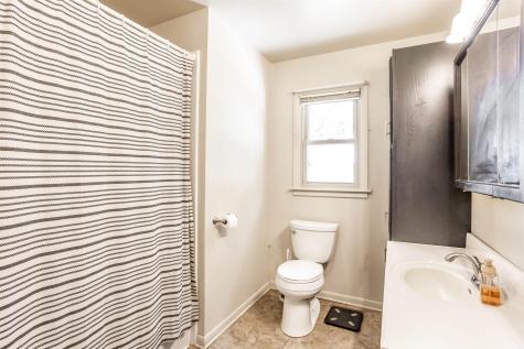 4946 Barnett Avenue Sharpsville IN 46068