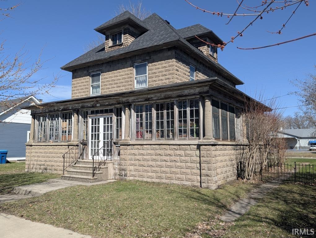 323 Roosevelt Road Walkerton IN 46574