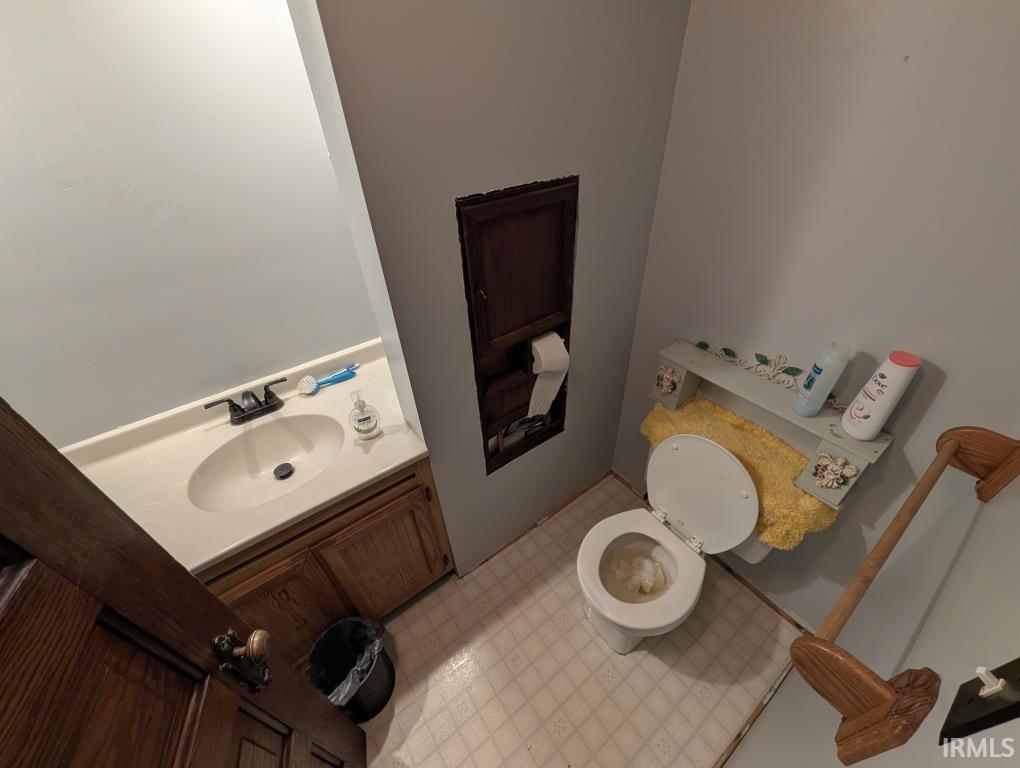 323 Roosevelt Road Walkerton IN 46574