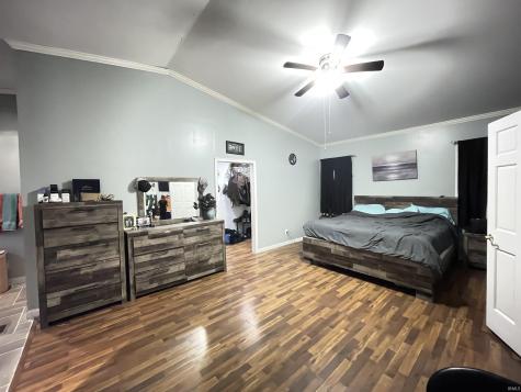 1951 E 250 S Road Hillsboro IN 47949
