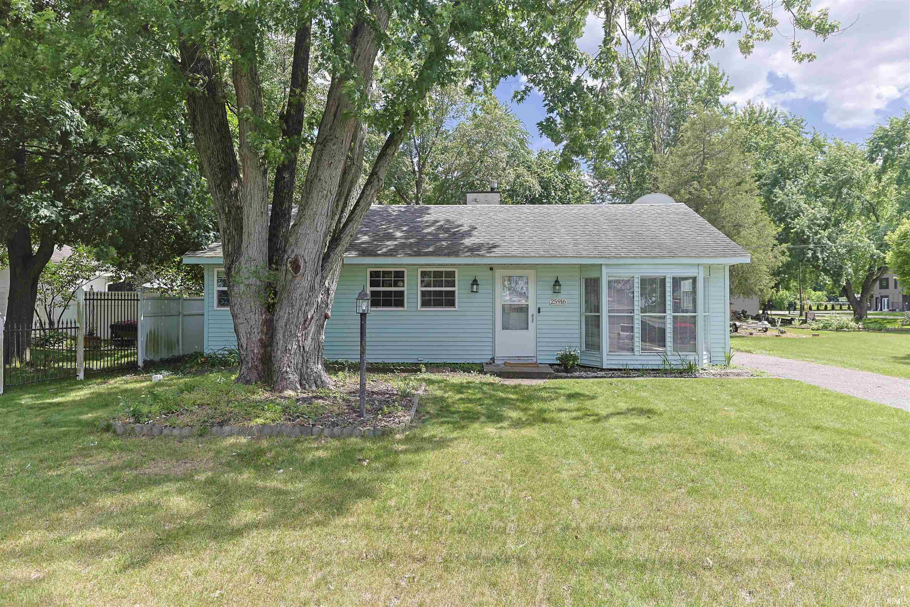 25916 Lake Drive Elkhart IN 46514