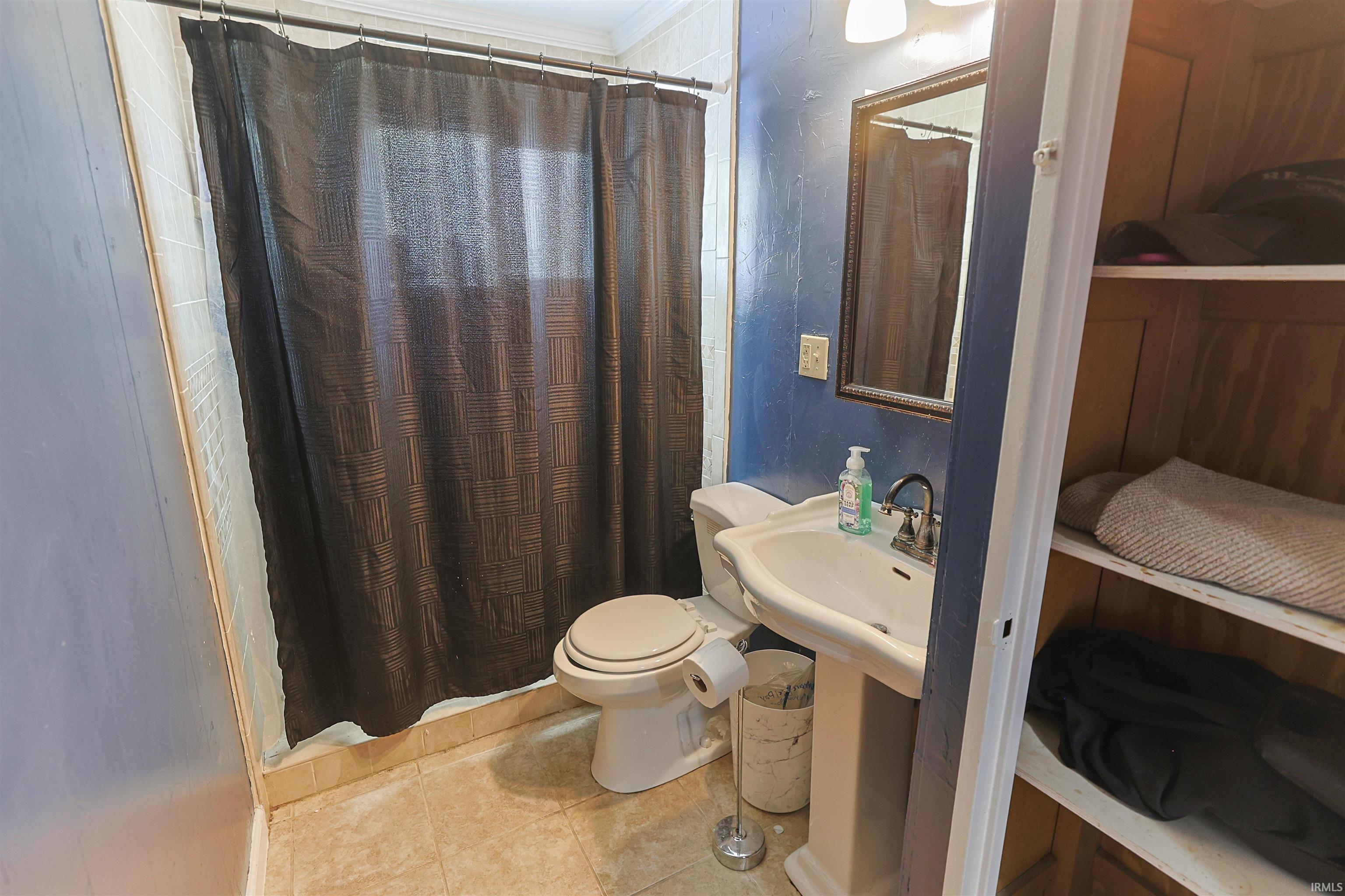 25916 Lake Drive Elkhart IN 46514