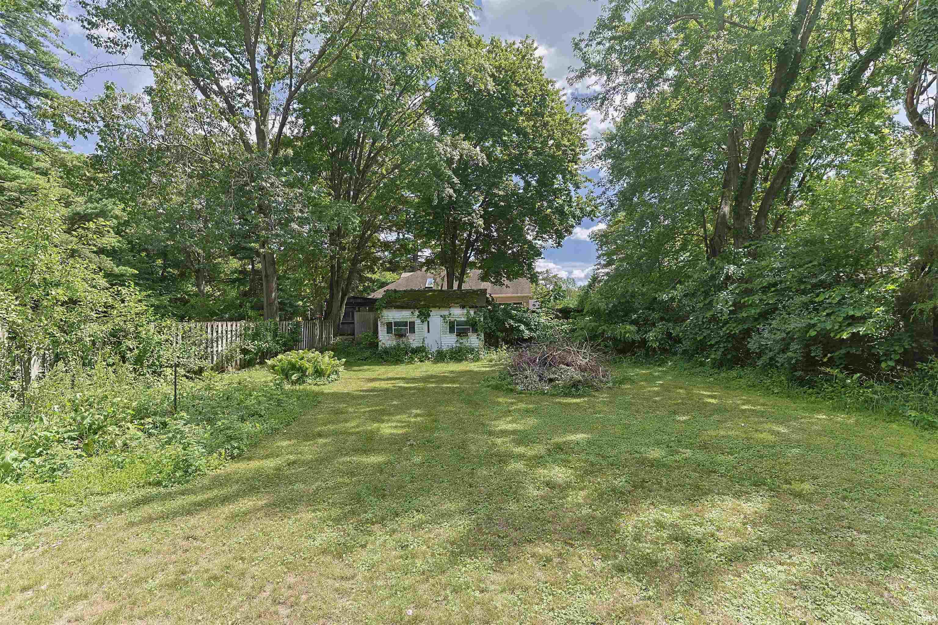25916 Lake Drive Elkhart IN 46514