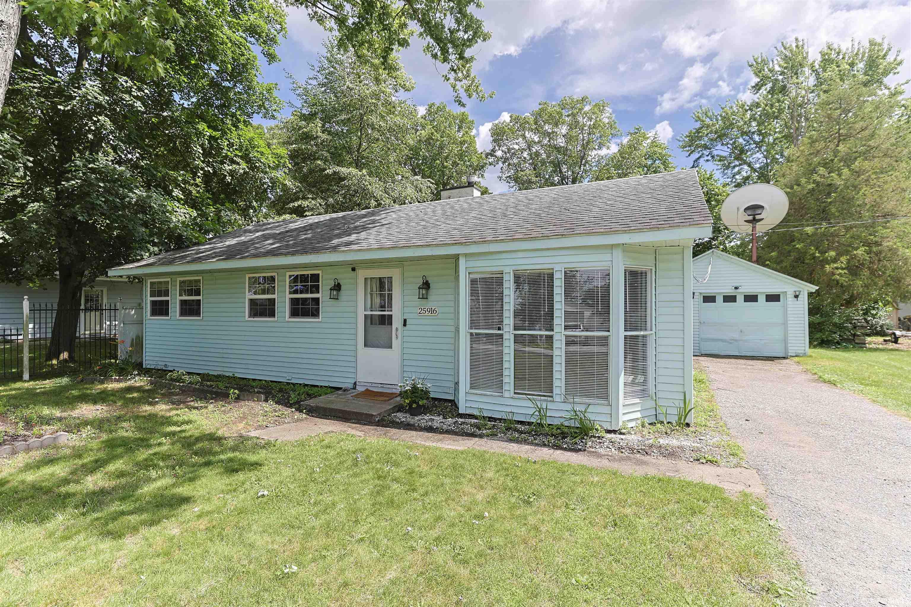 25916 Lake Drive Elkhart IN 46514