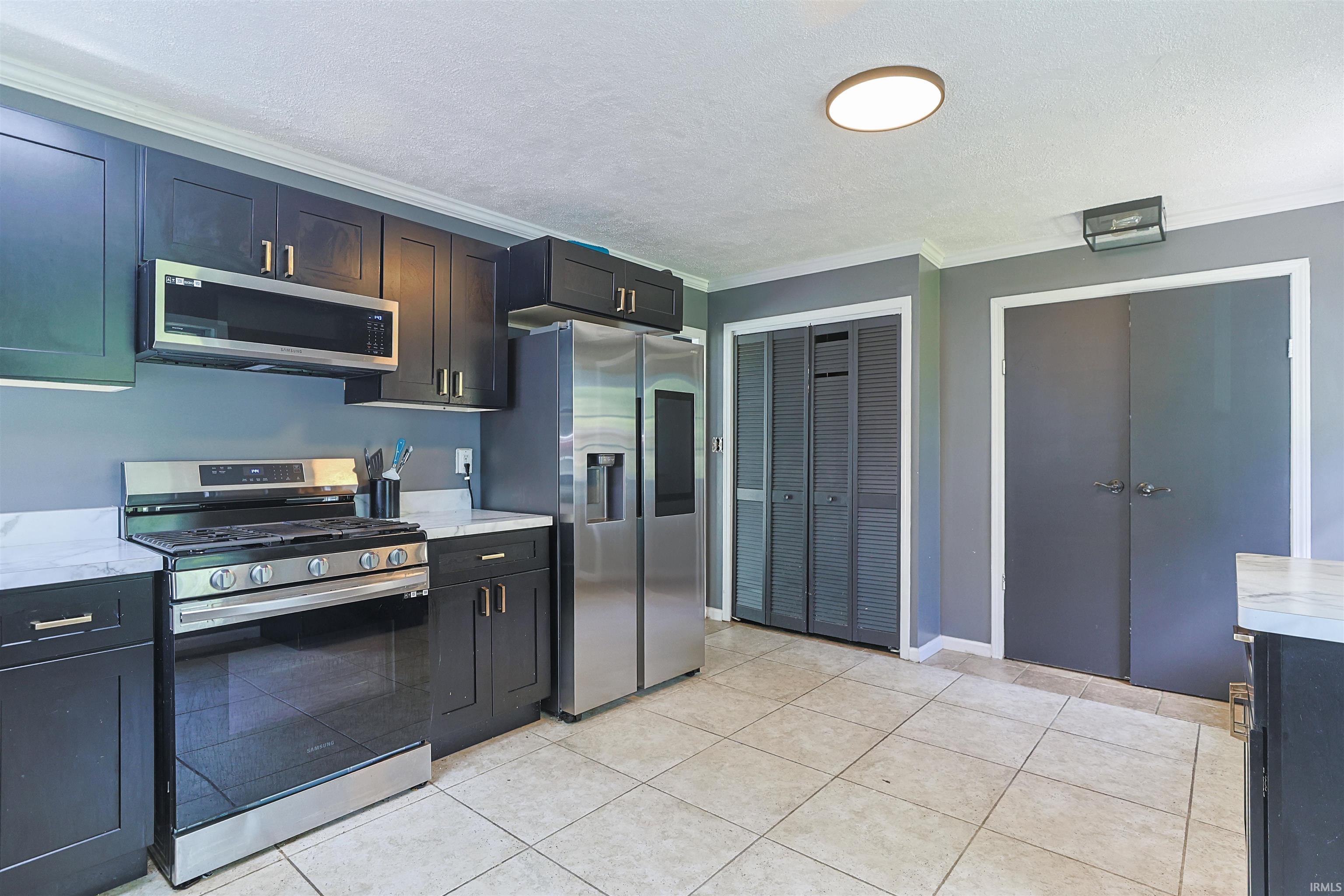 25916 Lake Drive Elkhart IN 46514