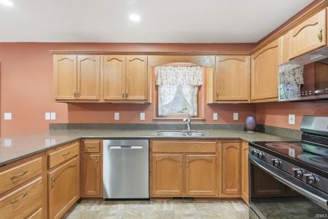 14828 Buckthorn Court Fort Wayne IN 46814