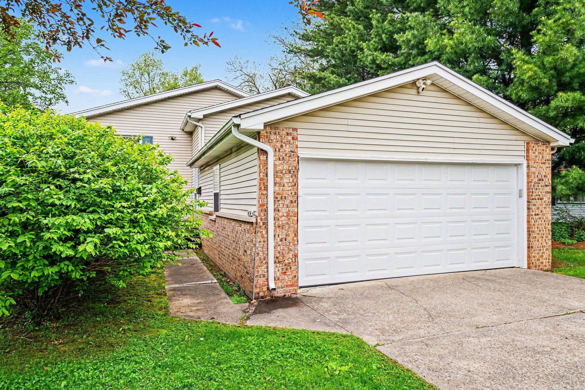 803 Northwood Drive South Bend IN 46617