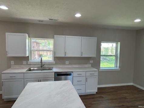6035 N Hodges Drive Monticello IN 47960