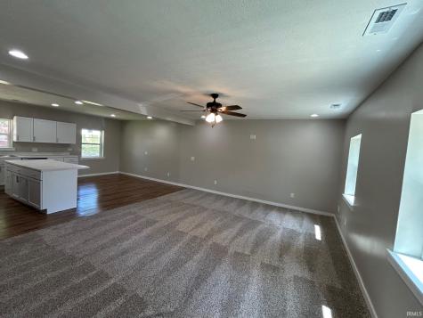 6035 N Hodges Drive Monticello IN 47960