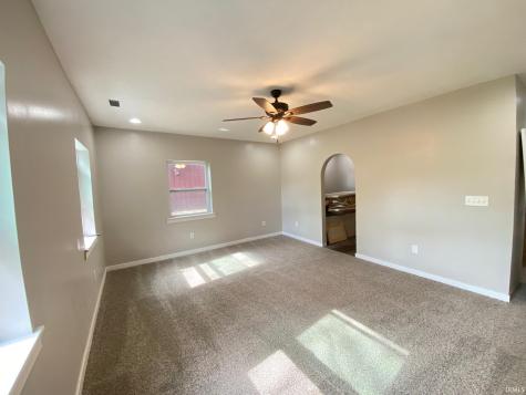 6035 N Hodges Drive Monticello IN 47960