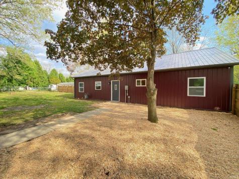 6035 N Hodges Drive Monticello IN 47960