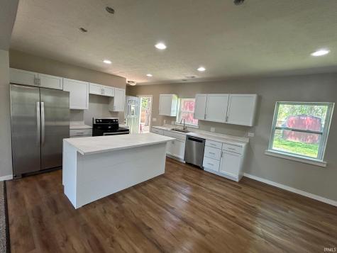 6035 N Hodges Drive Monticello IN 47960
