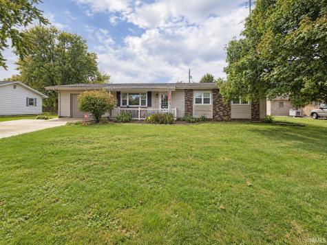 517 E Violet Drive Francesville IN 47946