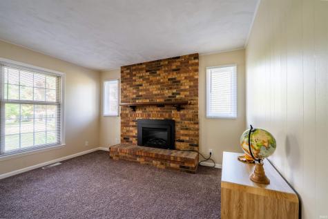 3675 W 558 N Huntington IN 46750