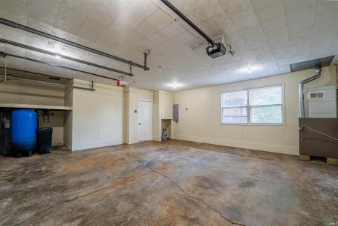3675 W 558 N Huntington IN 46750