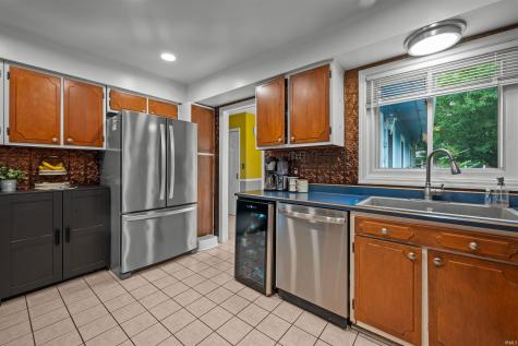 409 N Meadow Lane Hartford City IN 47348