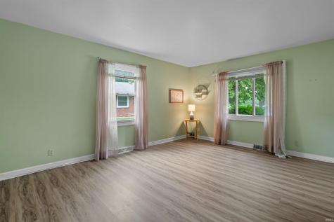 409 N Meadow Lane Hartford City IN 47348