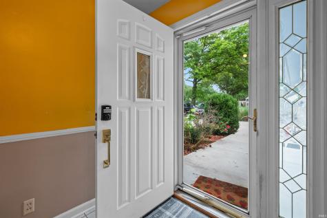409 N Meadow Lane Hartford City IN 47348