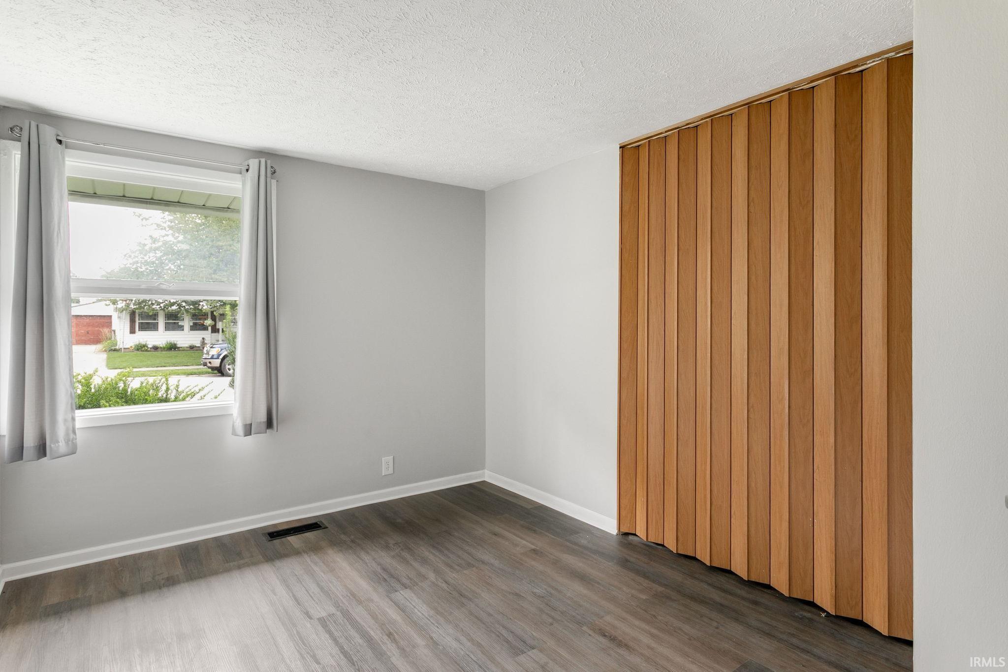 3414 Brookhurst Place South Bend IN 46615