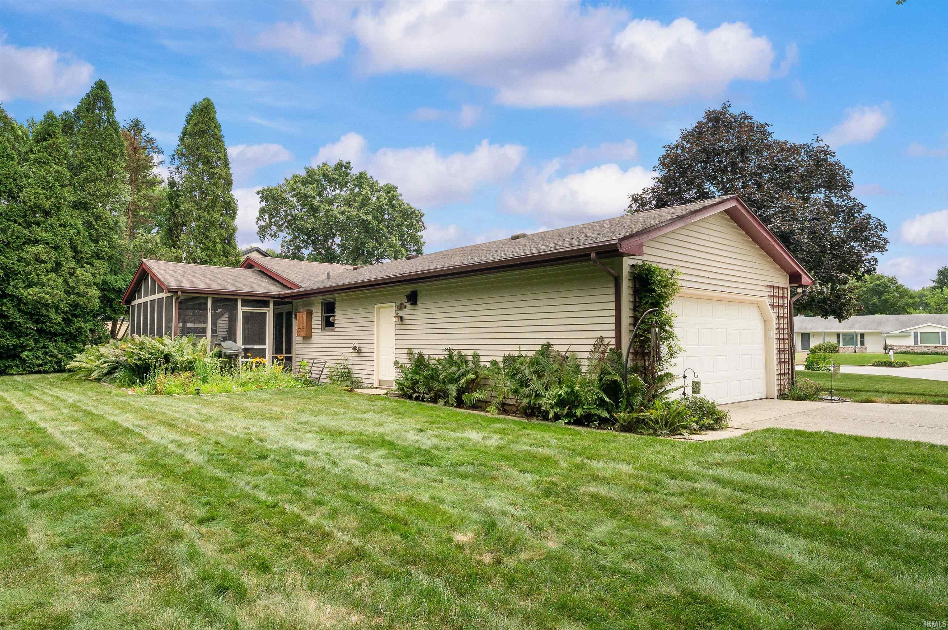 12363 Duxbury Court Granger IN 46530