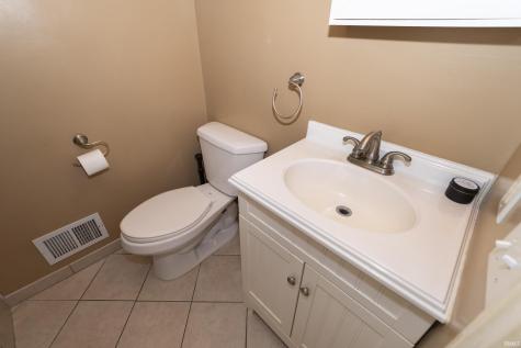 5624 Danbury Drive South Bend IN 46614