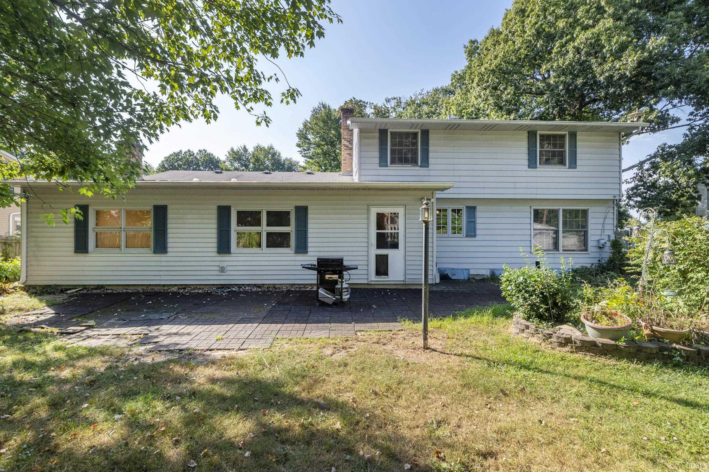5624 Danbury Drive South Bend IN 46614
