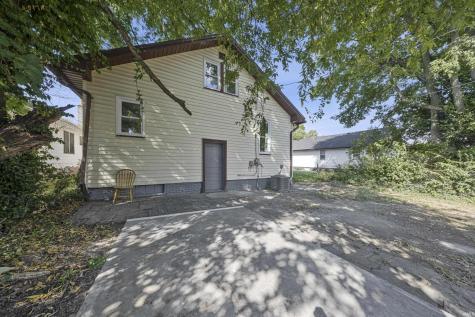 823 Monroe Avenue Evansville IN 47713