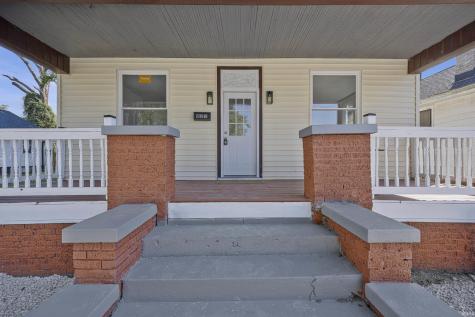 823 Monroe Avenue Evansville IN 47713