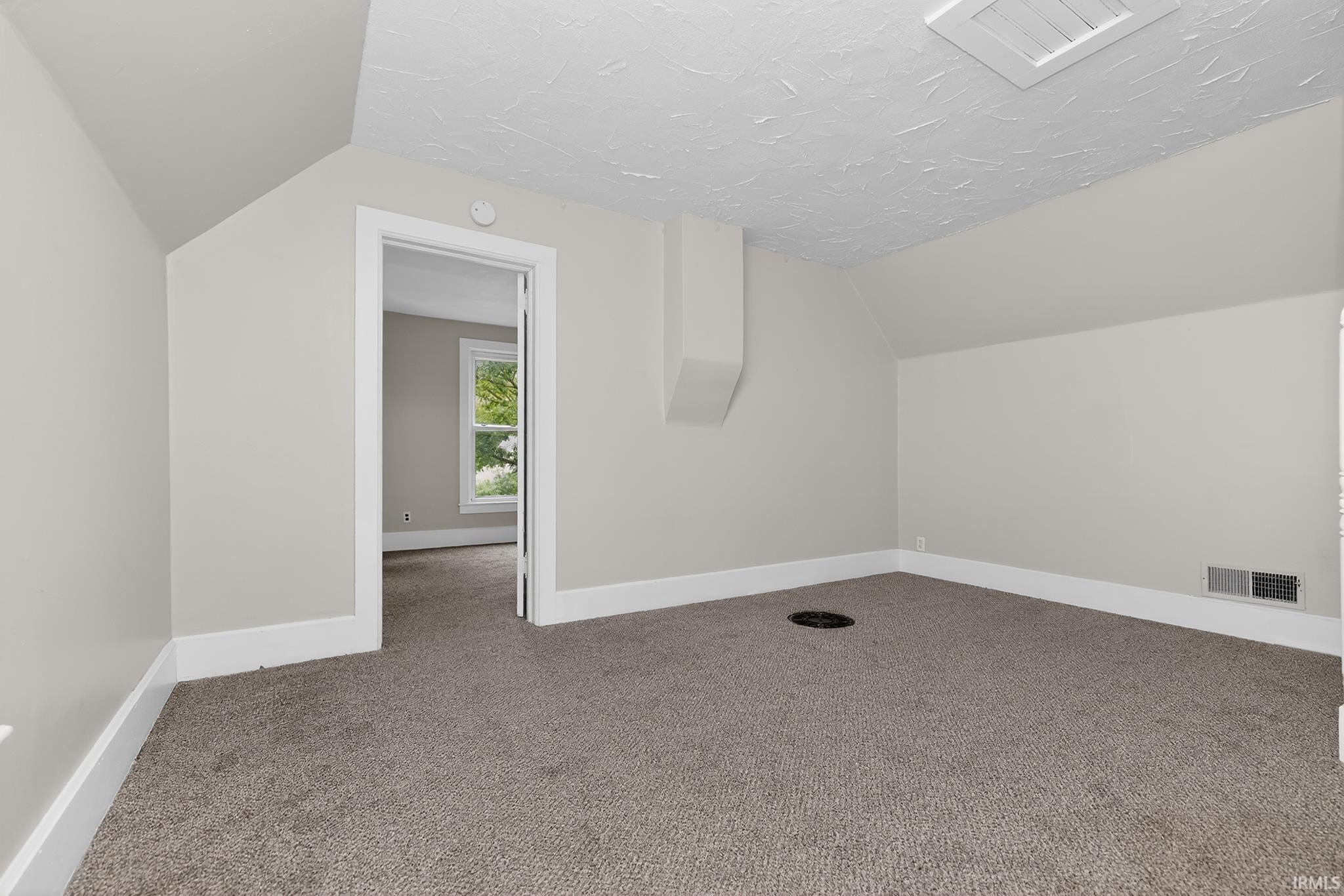 109 E Wabash Avenue Wakarusa IN 46573