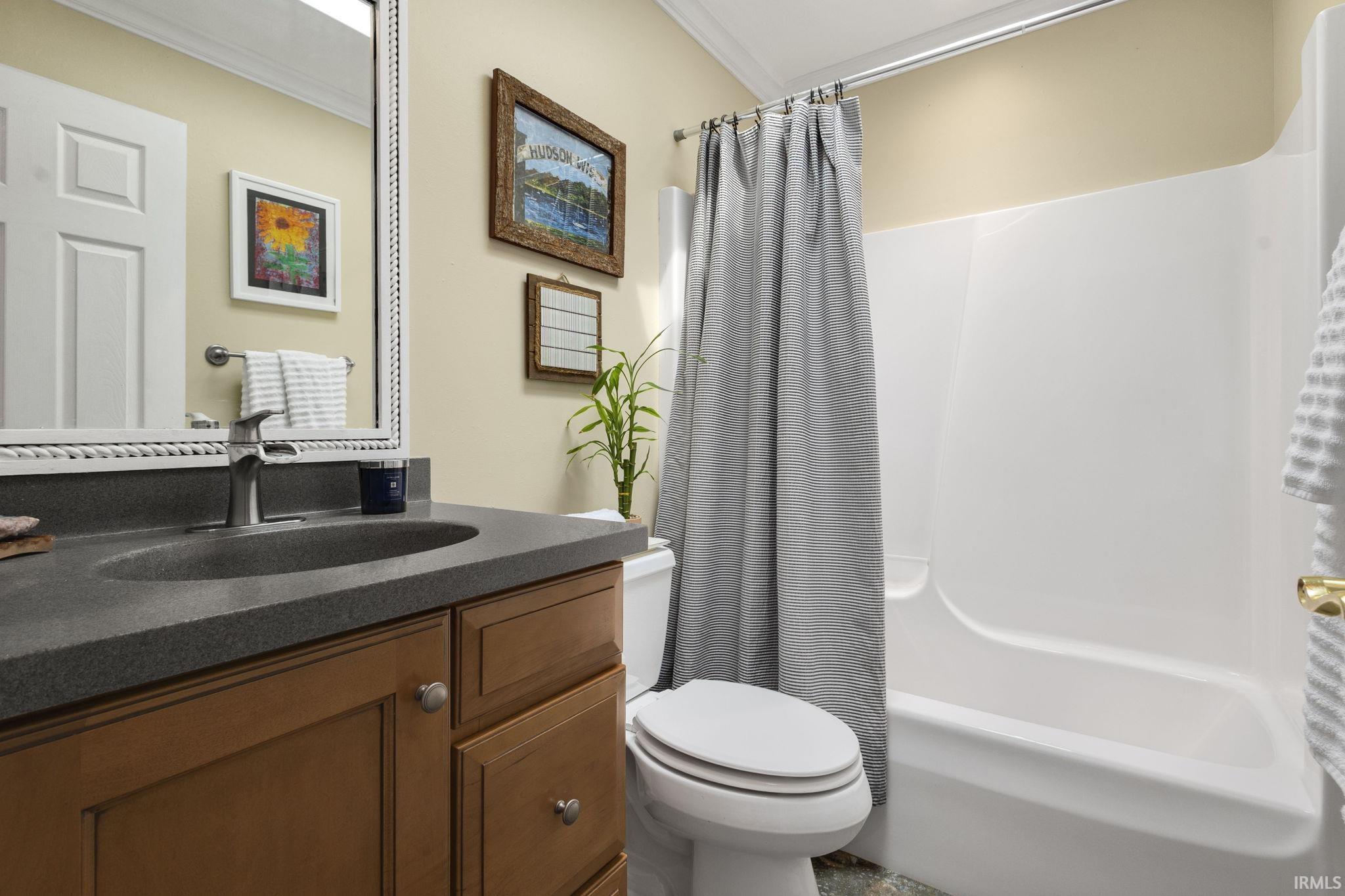 29453 River Shore Estates Elkhart IN 46516