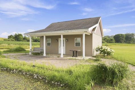 2098 County Road 66 Road Auburn IN 46706