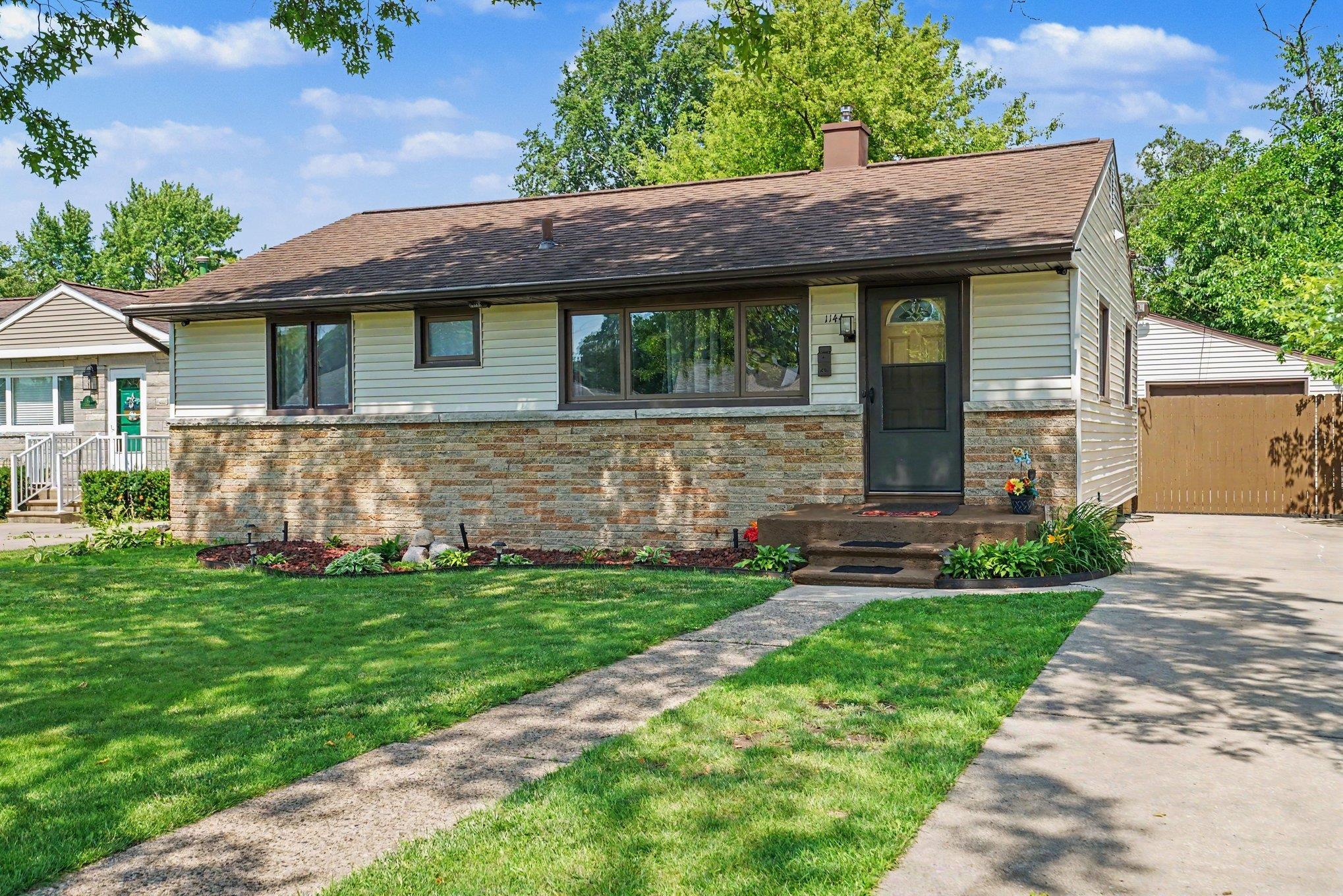 1144 Congress Avenue South Bend IN 46615