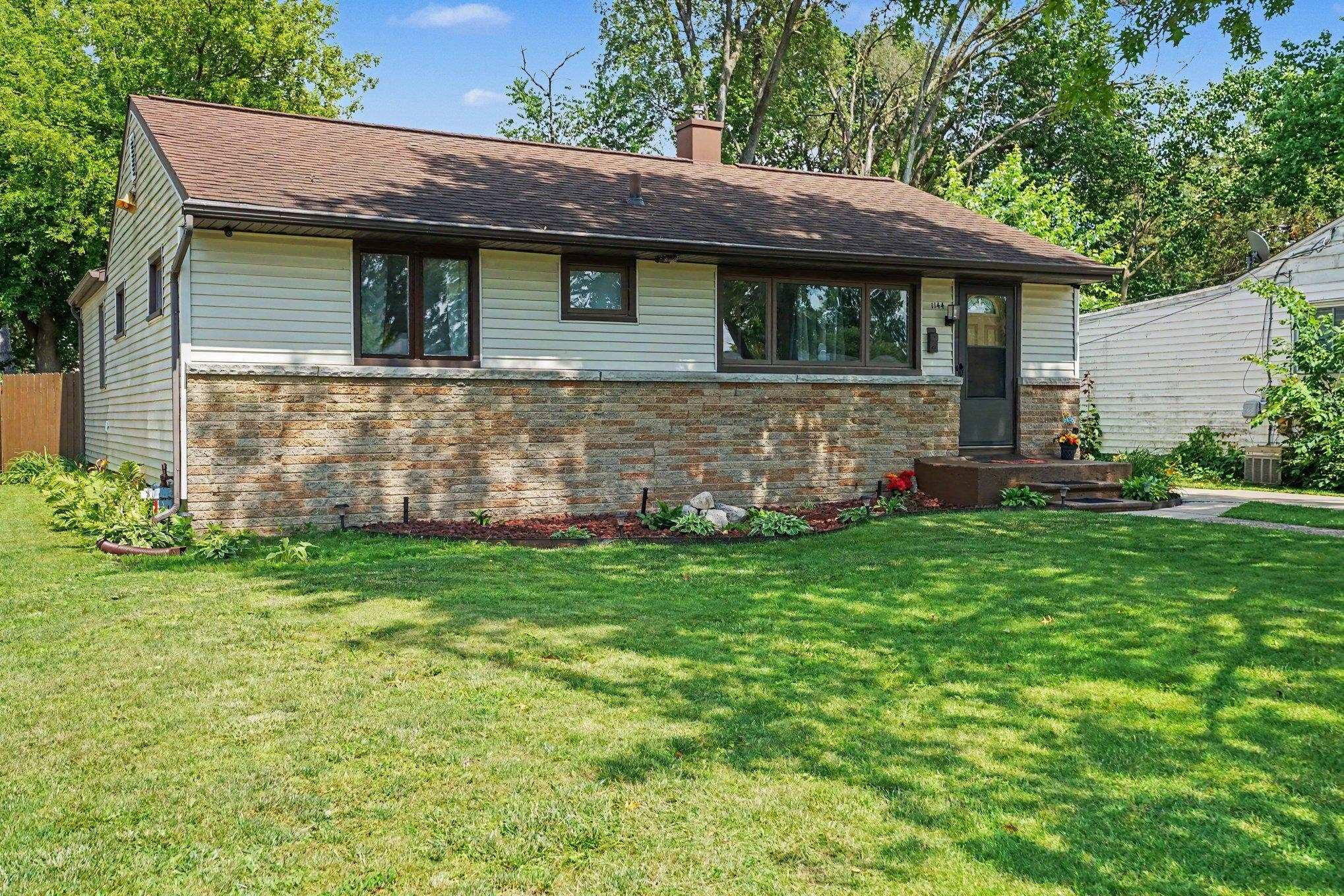 1144 Congress Avenue South Bend IN 46615