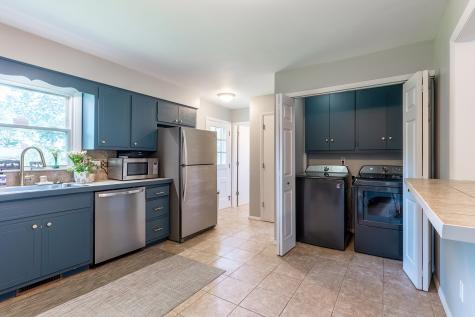 2727 Roscommon Drive Fort Wayne IN 46805