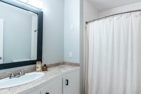 2727 Roscommon Drive Fort Wayne IN 46805