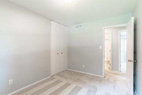 2727 Roscommon Drive Fort Wayne IN 46805