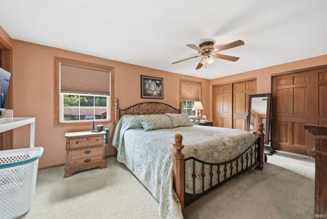 5321 Hampstead Lane Fort Wayne IN 46815