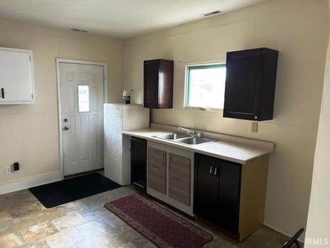 1303 S Liberty Street Muncie IN 47302