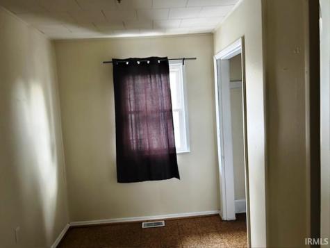 1303 S Liberty Street Muncie IN 47302