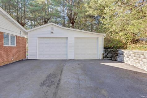 1955 W Bexley Drive Bloomington IN 47404