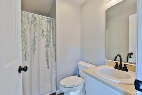9227 Soaring Hill Place Fort Wayne IN 46804