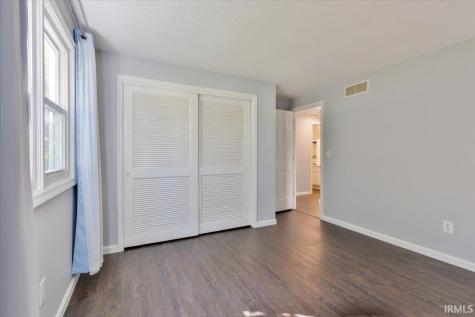 9227 Soaring Hill Place Fort Wayne IN 46804