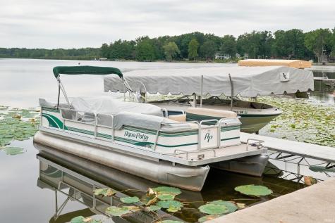 274 W Waldron Lake Drive Wawaka IN 46794